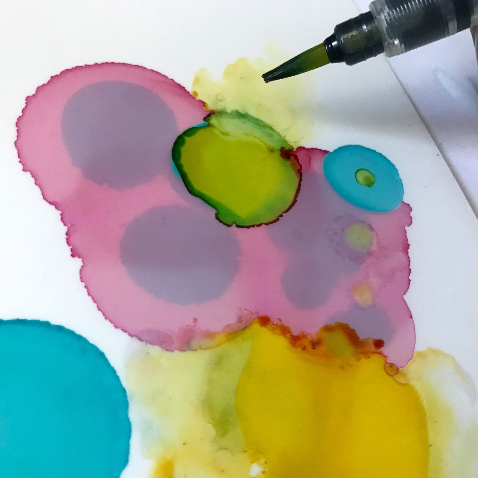 Alcohol Spread Watercolor 2916 × 2916